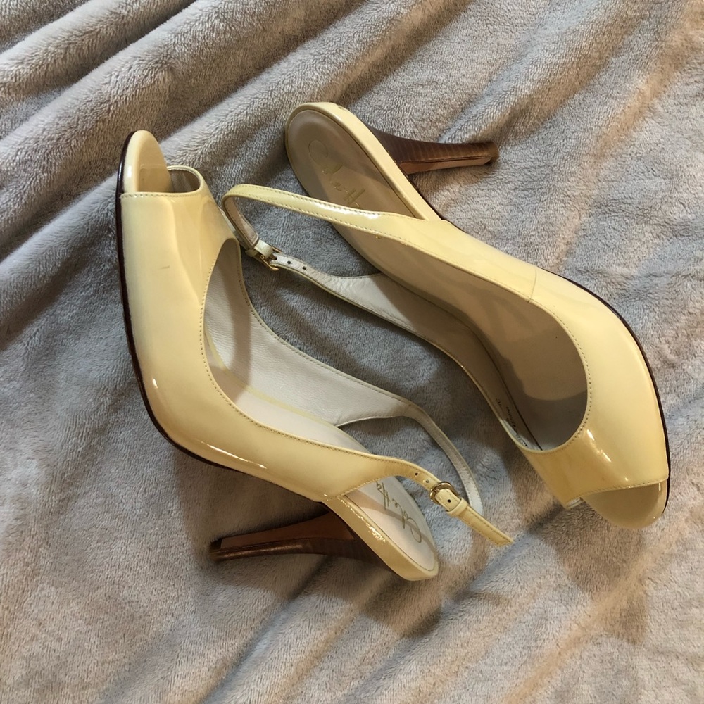 Cream NWOT Cole Haan Peep Toe Pumps